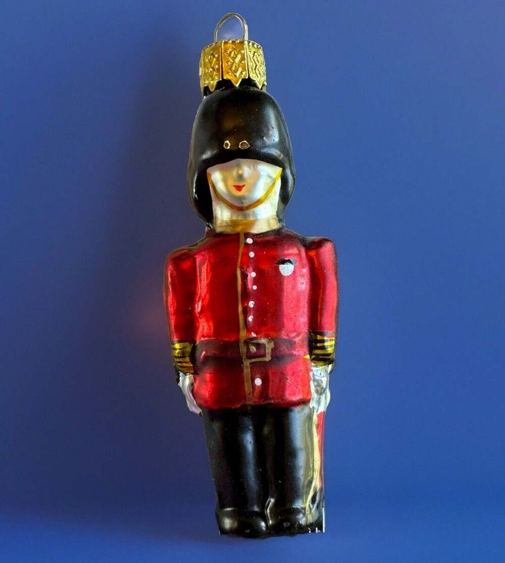 Vintage Blown Glass The Queen’s Guards Christmas Ornaments Red Black 5 Pcs EUC